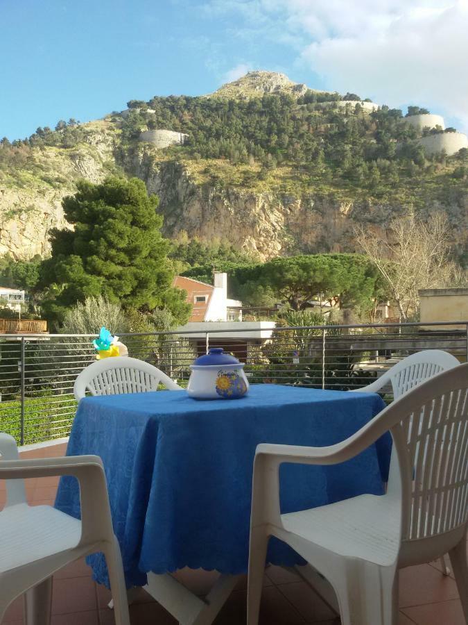 Principessa Jolanda Villa Mondello Exteriör bild